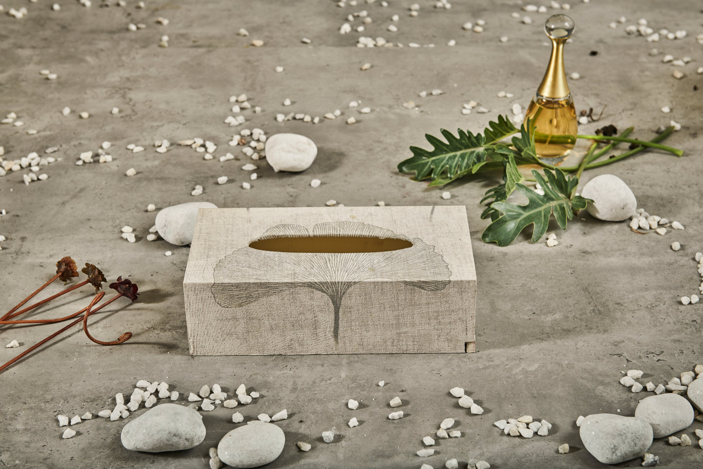 A Tiny Mistake Silver Blossom Rectangle Tissue Box, 26 x 13 x 8 cm