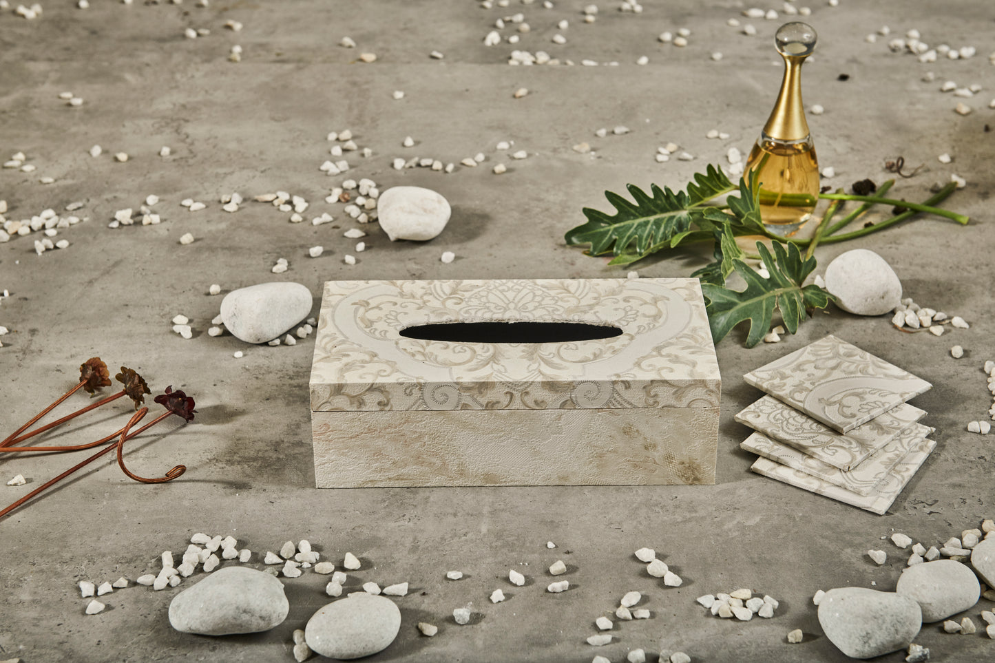 A Tiny Mistake Chantilly Rectangle Tissue Box, 26 x 13 x 8 cm