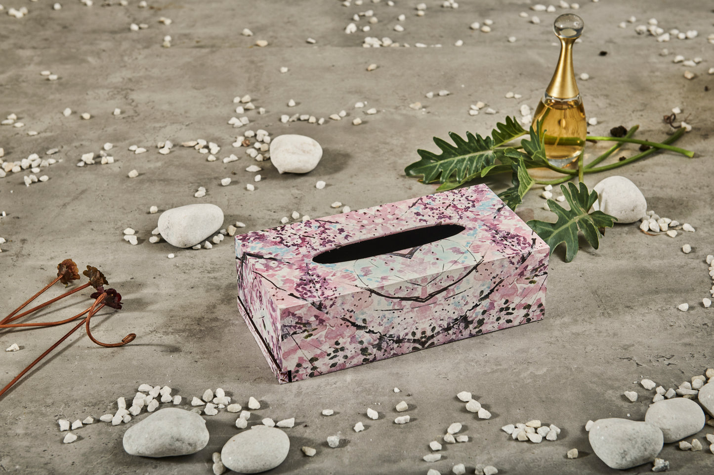 A Tiny Mistake Wisteria Rectangle Tissue Box, 26 x 13 x 8 cm