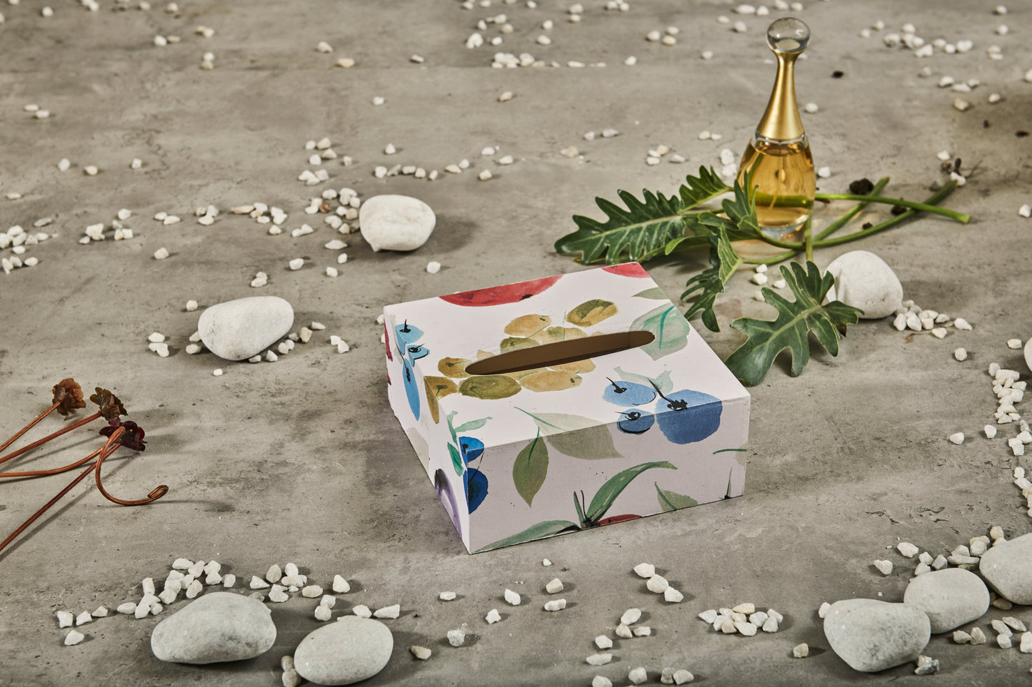A Tiny Mistake Assorted Fruits Square Tissue Box, 26 x 13 x 8 cm