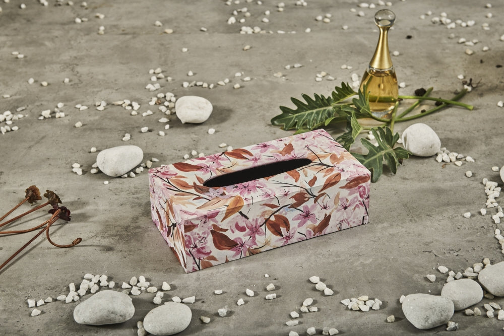 A Tiny Mistake Lily of the Valley Rectangle Tissue Box, 26 x 13 x 8 cm