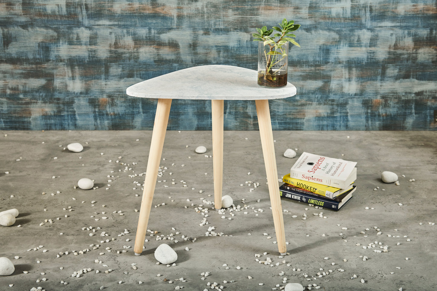 A Tiny Mistake Explorers Edition Trinity Side Table, End Table (1 Piece)