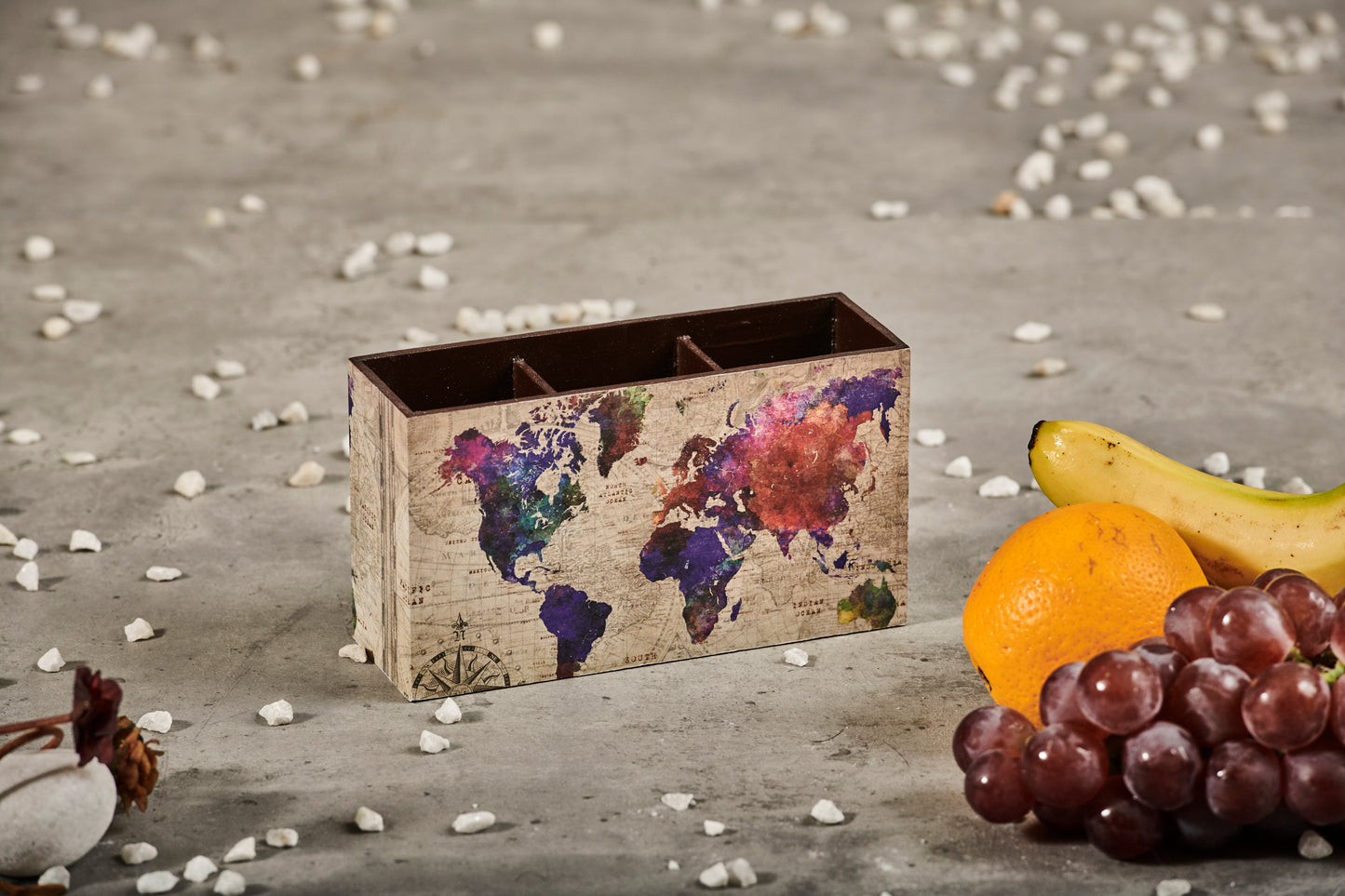 A Tiny Mistake Atlas Wooden Cutlery Holder, 18 x 10 x 6.5 cm