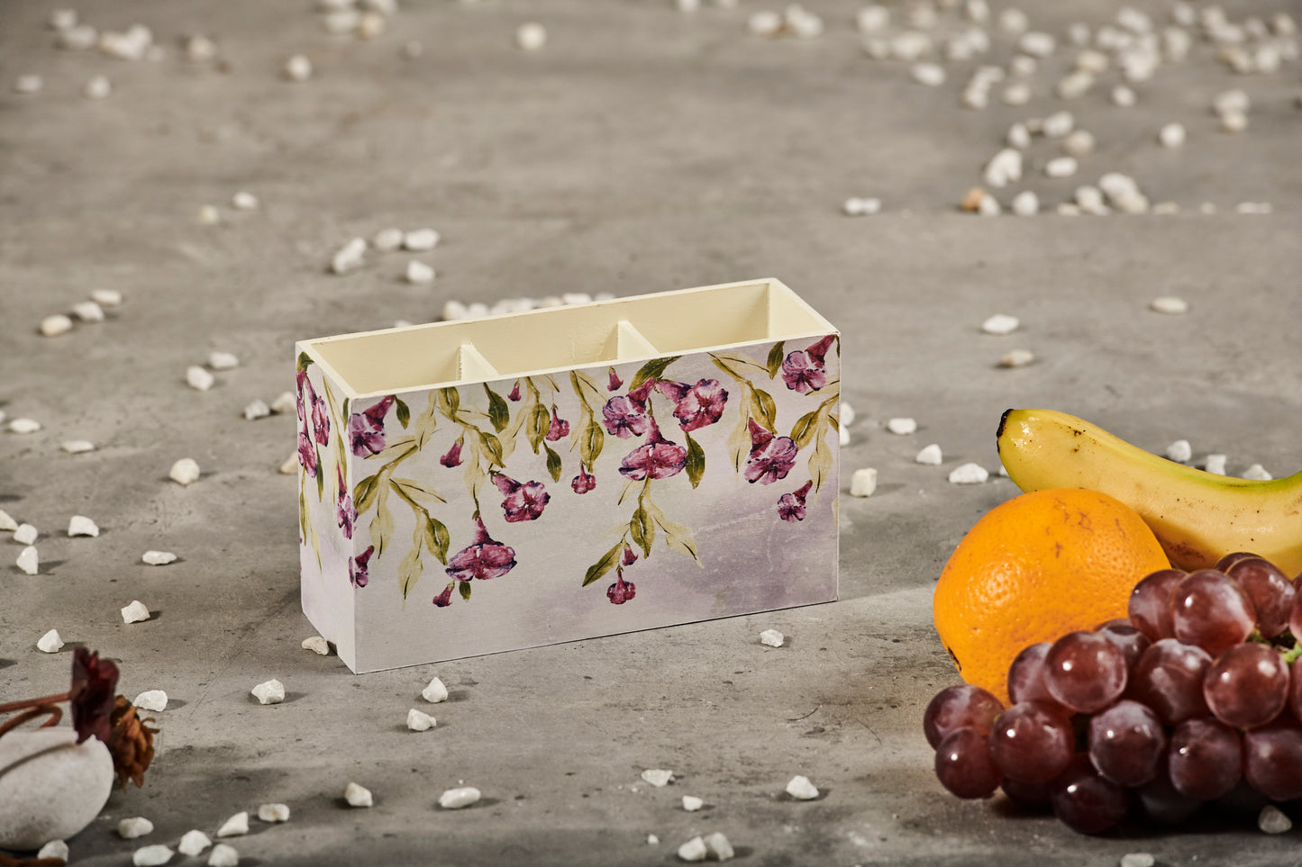 A Tiny Mistake Morning Glory Wooden Cutlery Holder, 18 x 10 x 6.5 cm