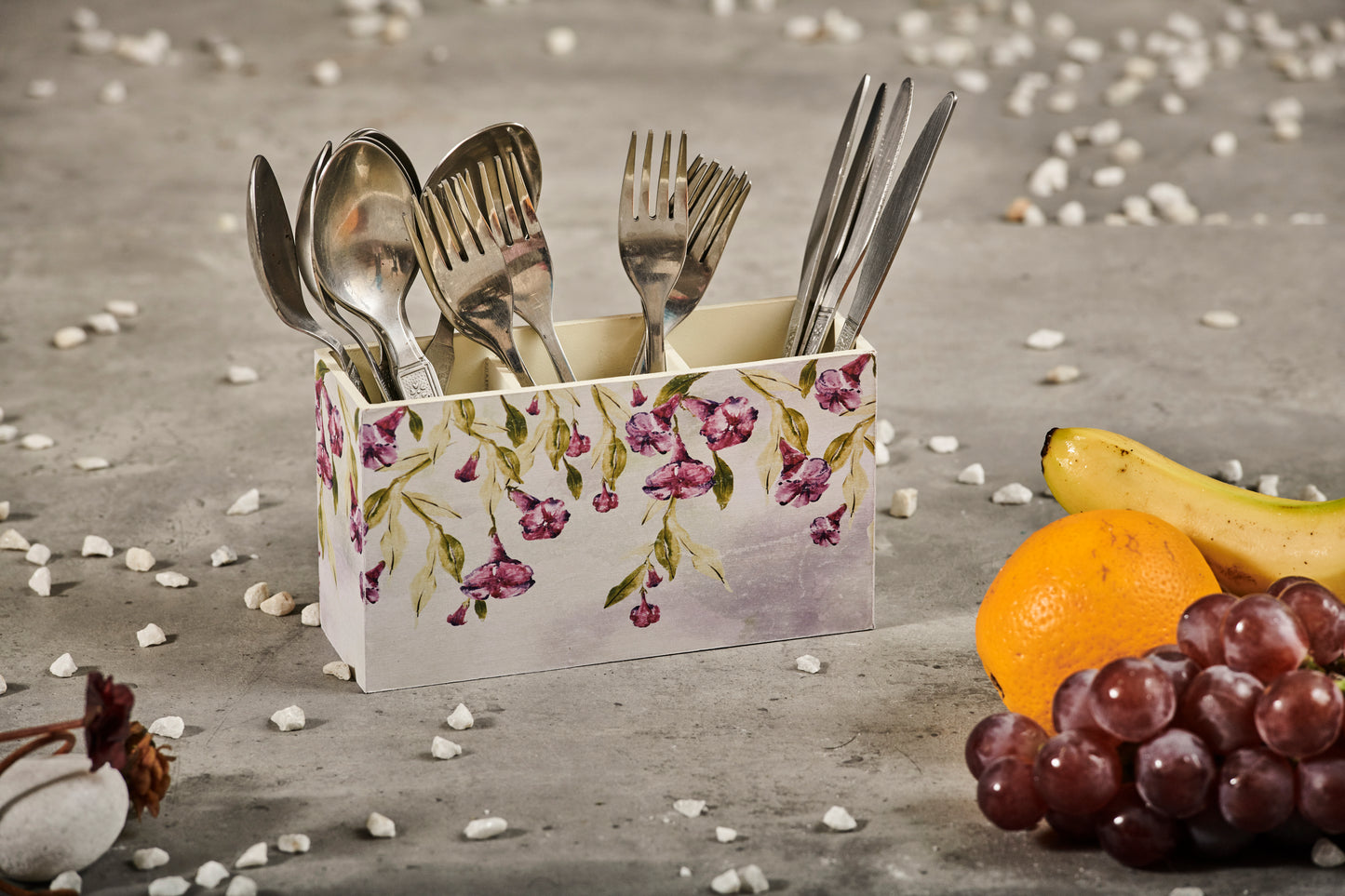 A Tiny Mistake Morning Glory Wooden Cutlery Holder, 18 x 10 x 6.5 cm