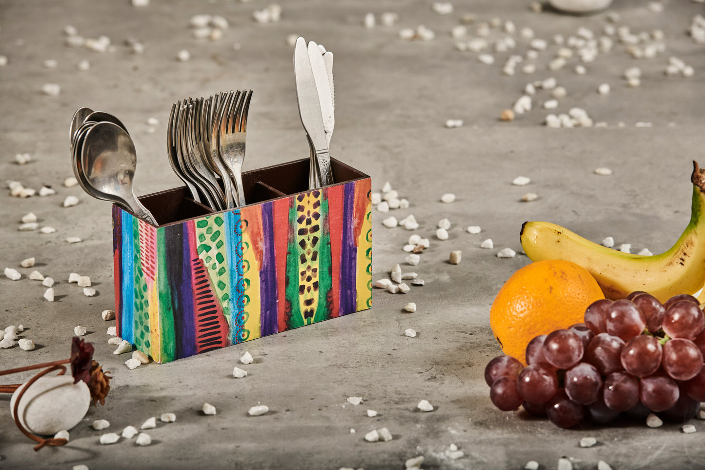 A Tiny Mistake Abstract Lines Wooden Cutlery Holder, 18 x 10 x 6.5 cm