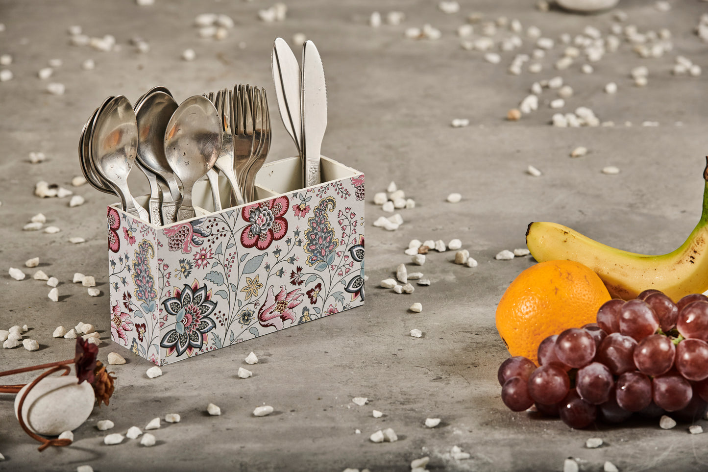 A Tiny Mistake Kalamkari Pastel Wooden Cutlery Holder, 18 x 10 x 6.5 cm