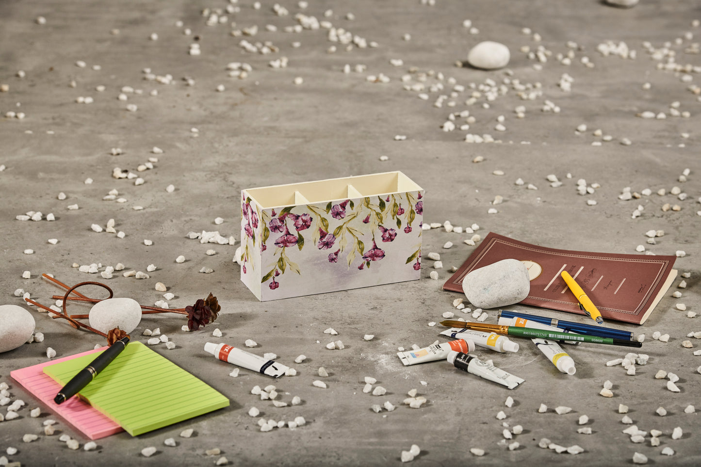 A Tiny Mistake Morning Glory Wooden Cutlery Holder, 18 x 10 x 6.5 cm