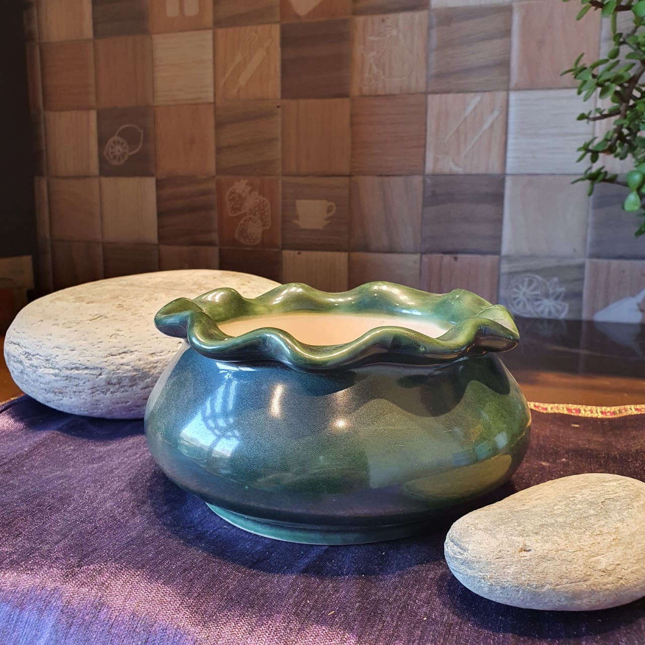 Elegant Floral Round Ceramic Planter, Outdoor and Indoor Planter, Ceramic Planter for Real Plants, 14.5 x 14.5 x 13.5 cm (Jade)