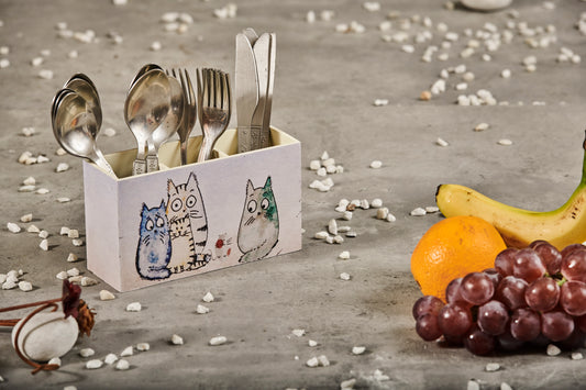 A Tiny Mistake Happy Cats Wooden Cutlery Holder, 18 x 10 x 6.5 cm