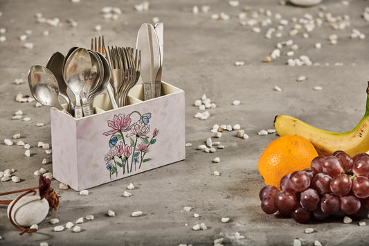 A Tiny Mistake Daisies Wooden Cutlery Holder, 18 x 10 x 6.5 cm