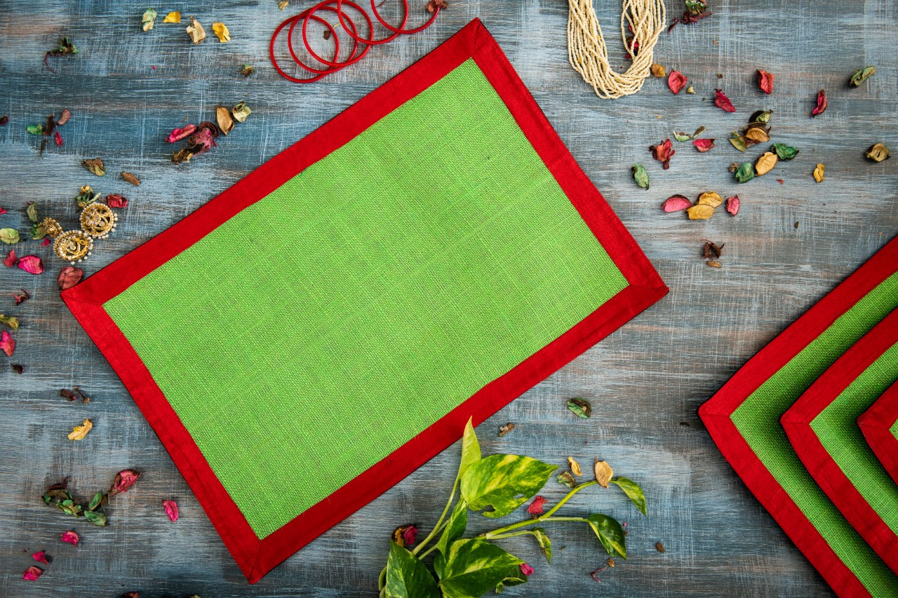 A Tiny Mistake Set of 4 Red Border on Green Stiff Jute Picnic Mats